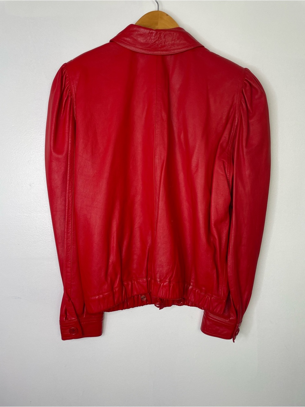 Red Leather Puff-Sleeve Jacket 1980s Vintage - Picture 2 of 10